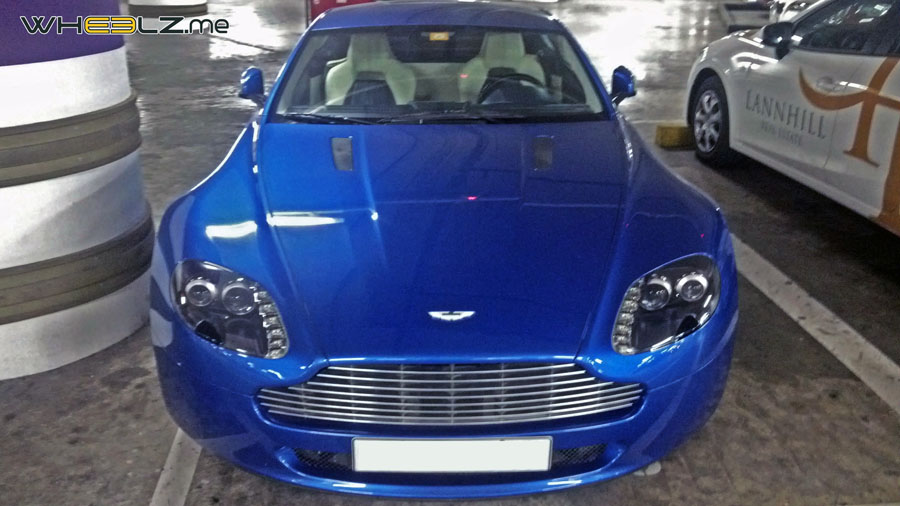 Aston Martin Vantage (17)
