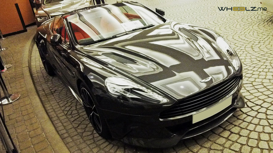Aston Martin Vanquish (10)