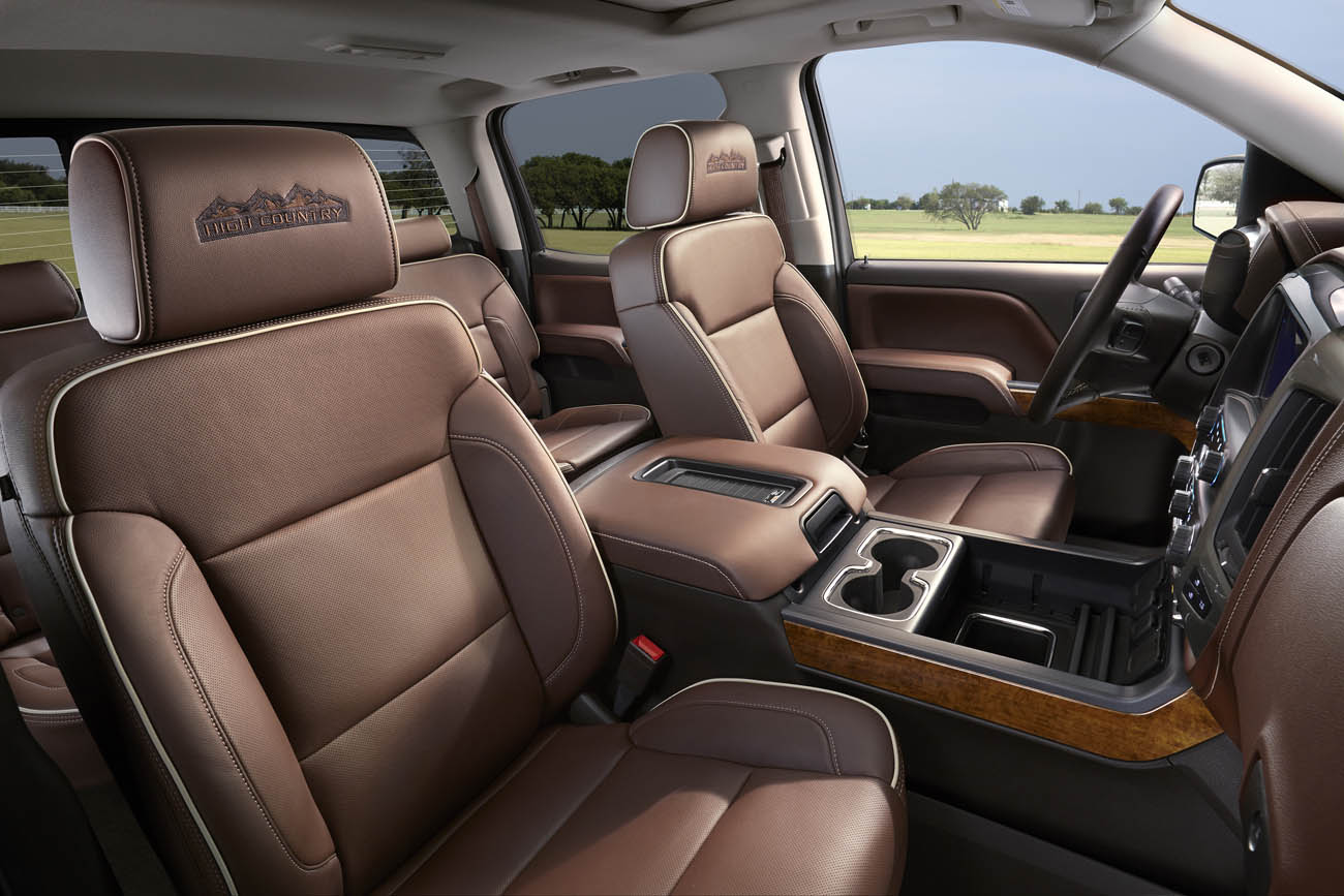 2016 Chevrolet Silverado 1500 High Country interior.