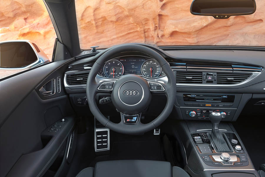 news-2014-Audi-RS-7-interior-01