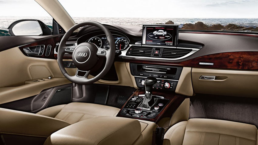 2015-Audi-A7-interior-beauty-001