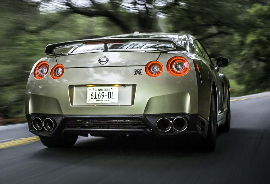 2016 Nissan GT-R 45th Anniversary Gold Edition