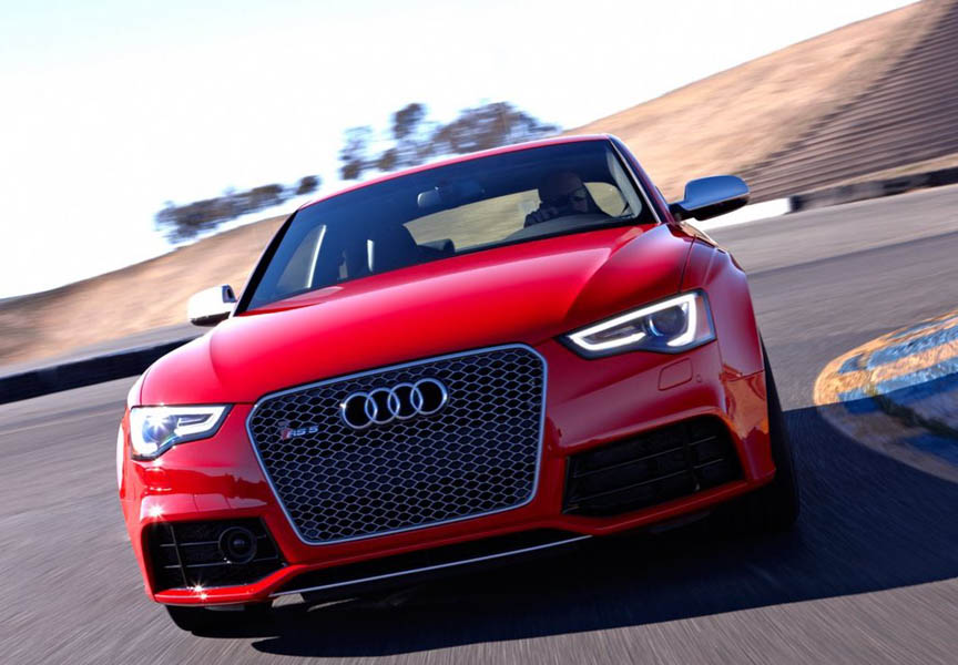 news-2013-to-2015-audi-RS5-exterior-beauty-09