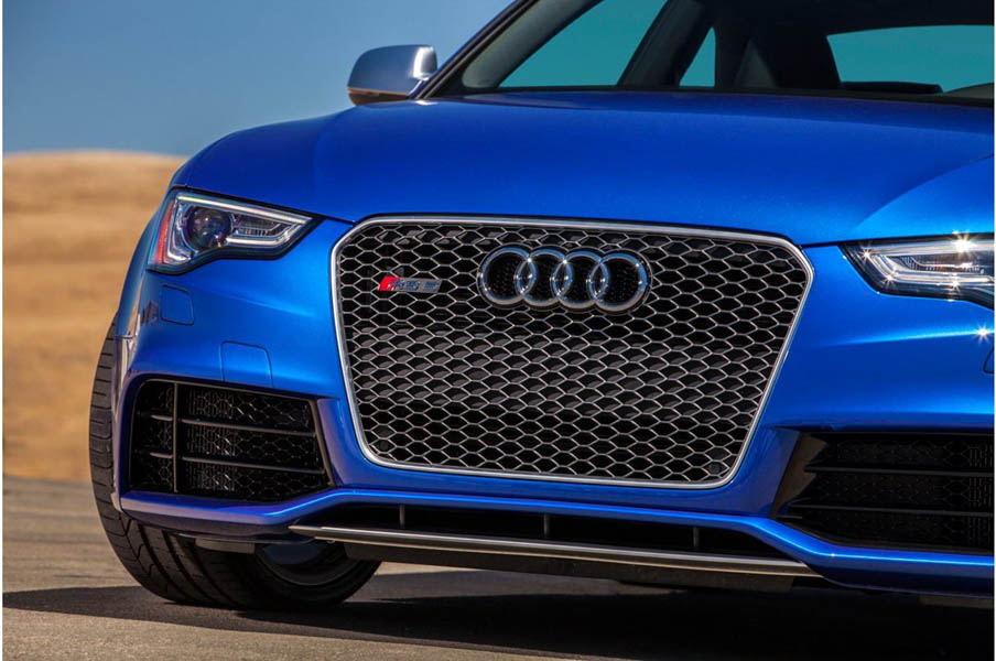 news-2013-to-2015-audi-RS5-exterior-beauty-21