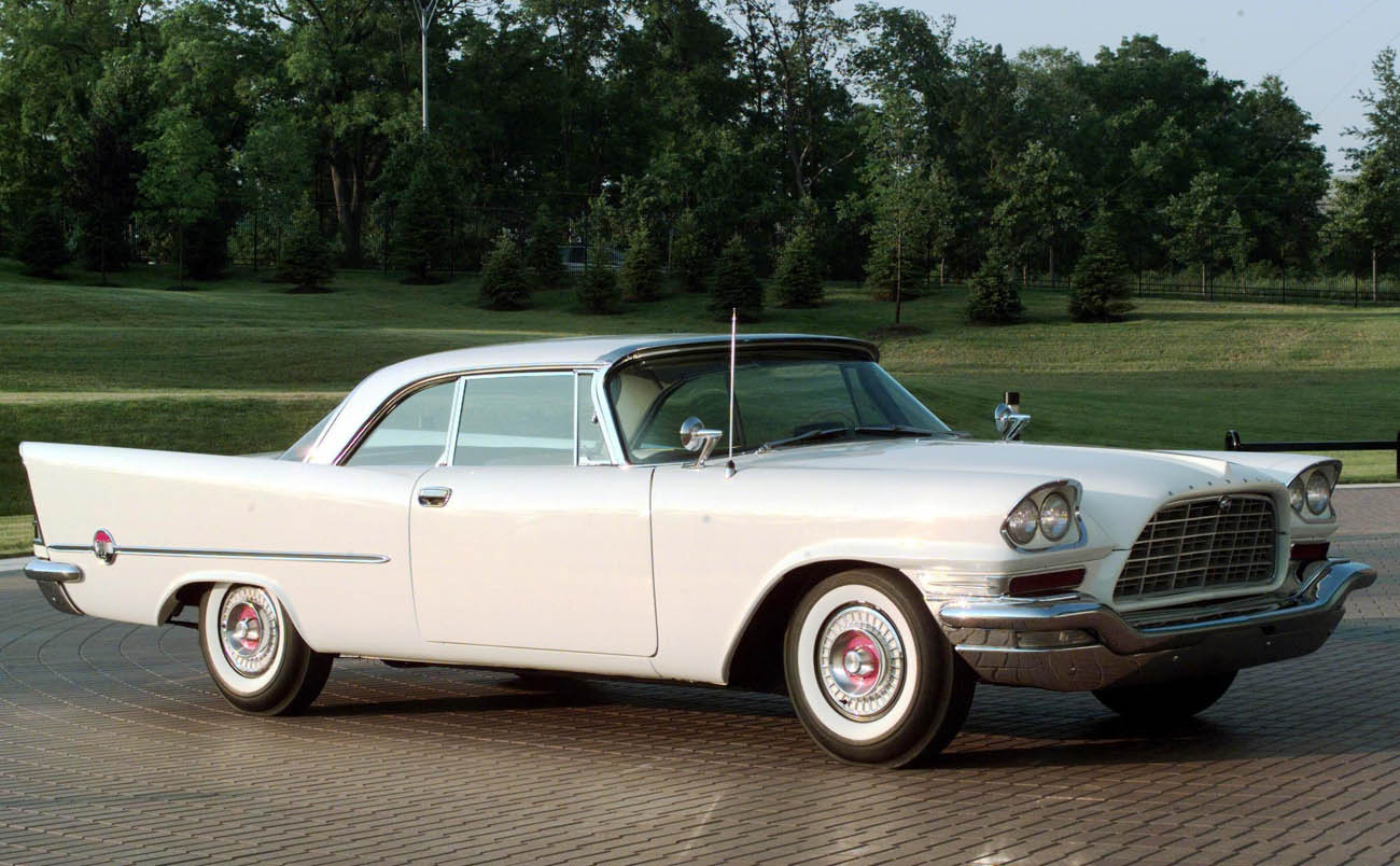 1957_Chrysler_300C_3q_rt_color