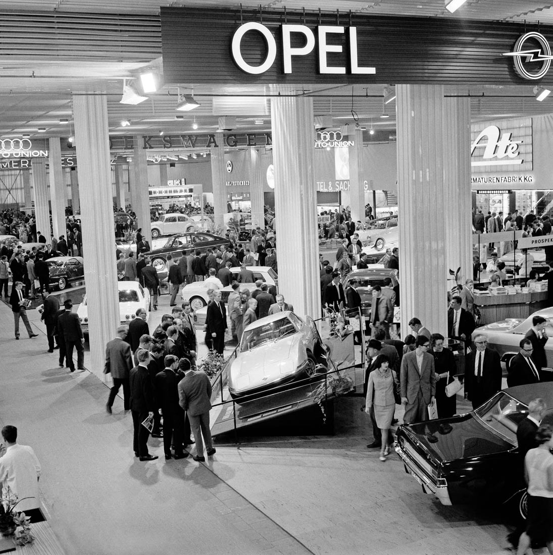 Opel-Experimental-GT-42345