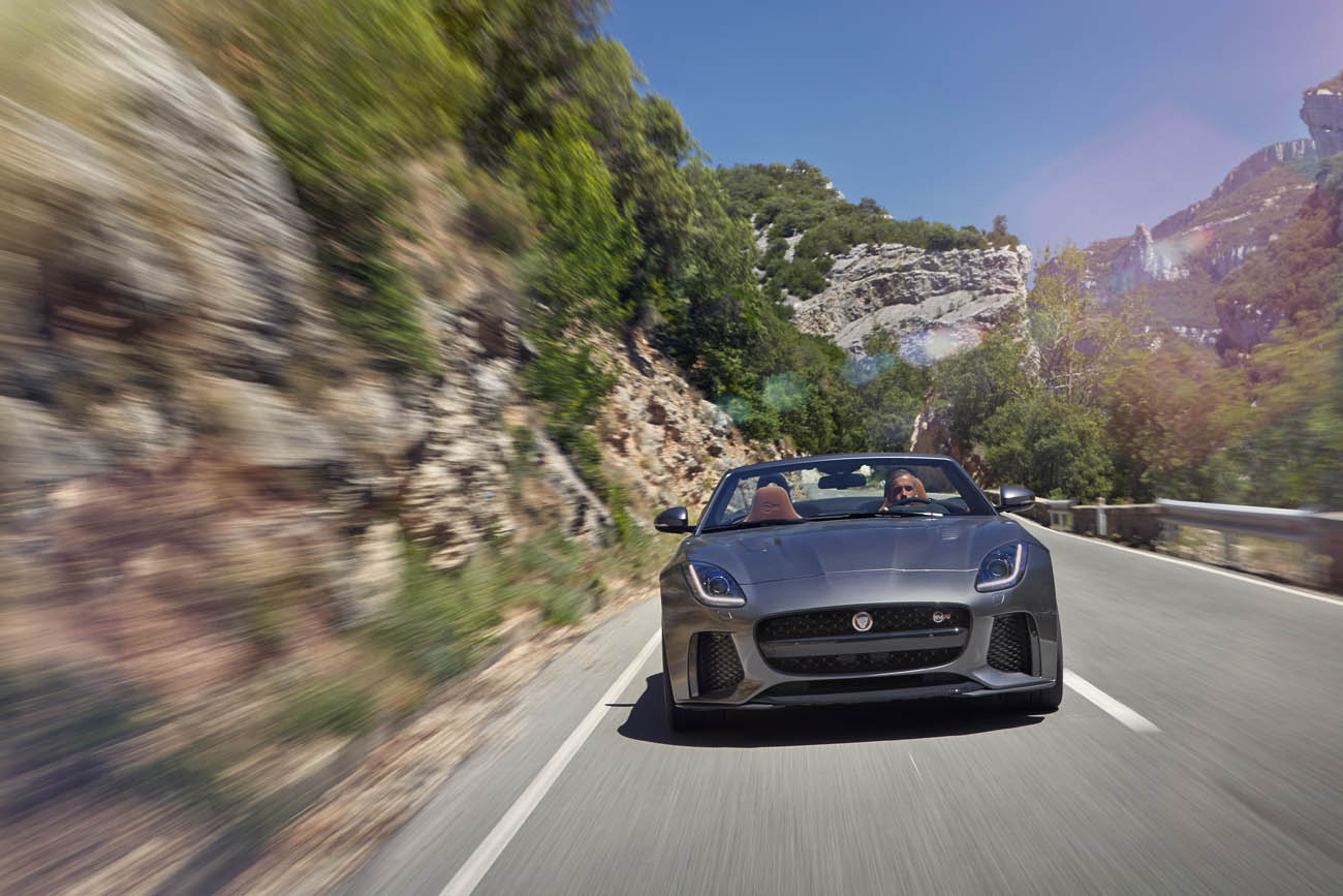 Jag_FTYPE_SVR_Convertible_Location_170216_20