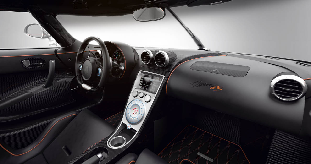 Koenigsegg_AgeraRS_interior_dashboard