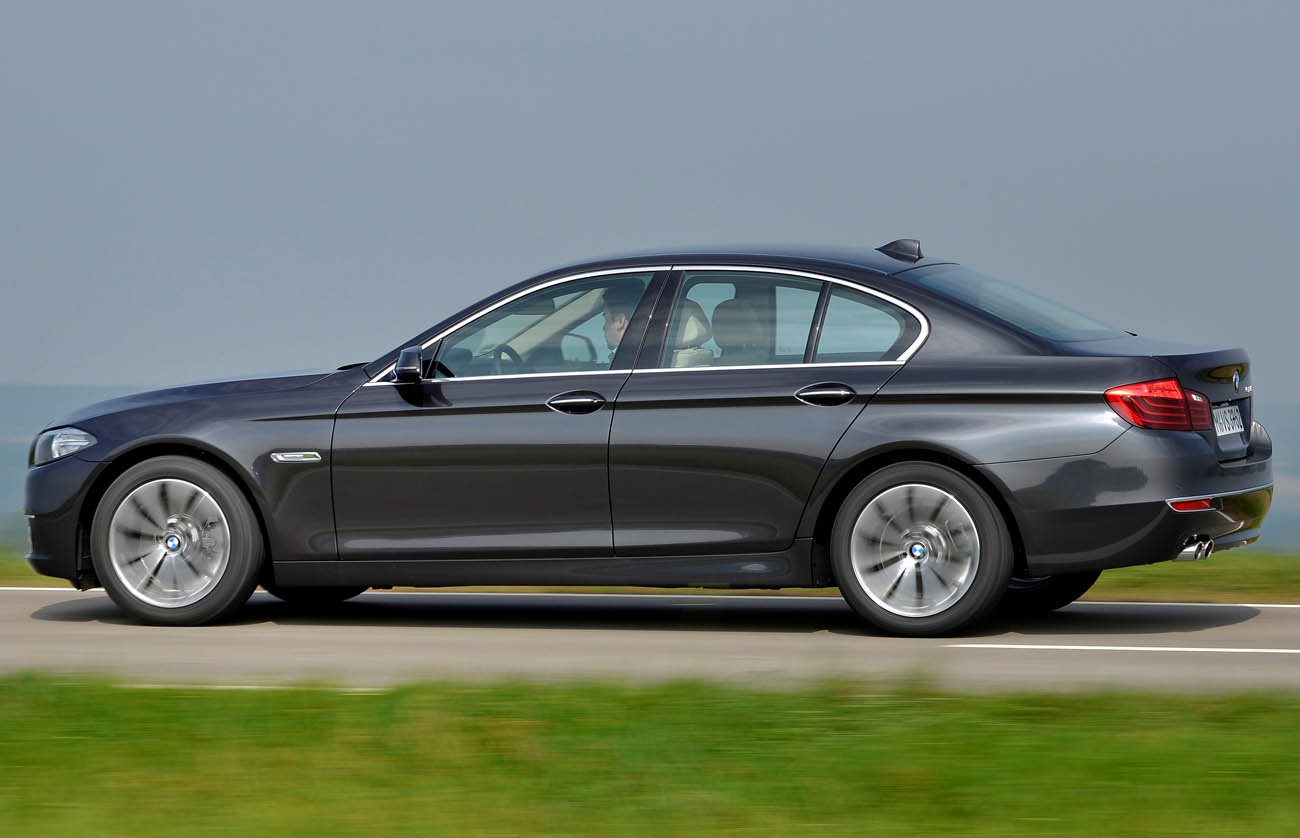 BMW 518d, 150 PS, sophistograu, Luxury, Leder Dakota Oyster