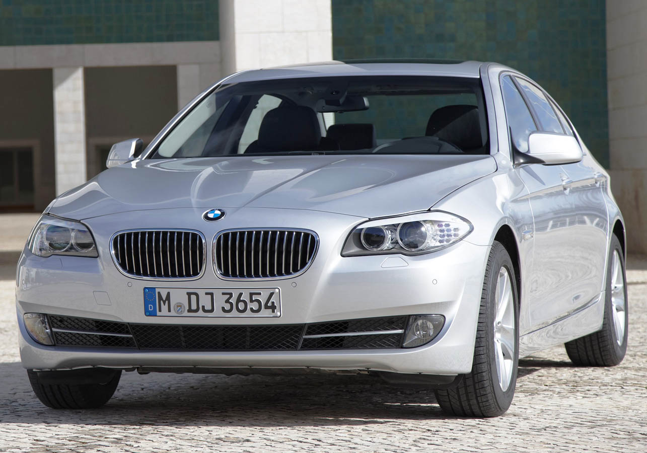 The new BMW 5 Series Sedan Long Wheelbase (03/2010)