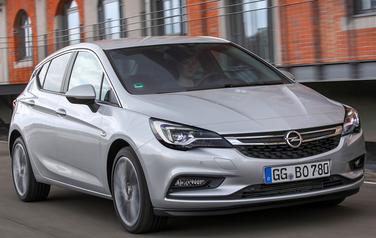 Opel Astra BiTurbo Hatchback: