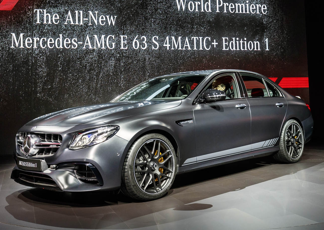 Mercedes-Benz & smart auf der Los Angeles Auto Show 2016.