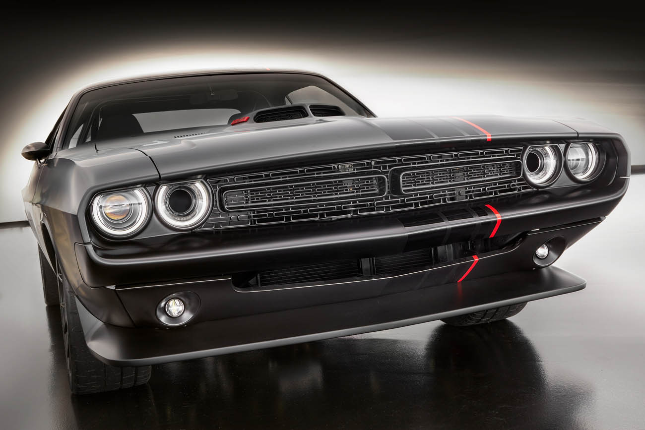 The Dodge Shakedown Challenger incorporates concept front headlamps and taillamps from the 2017 Dodge Challenger “massaged” to mesh seamlessly with 1971 Dodge Challenger proportions.