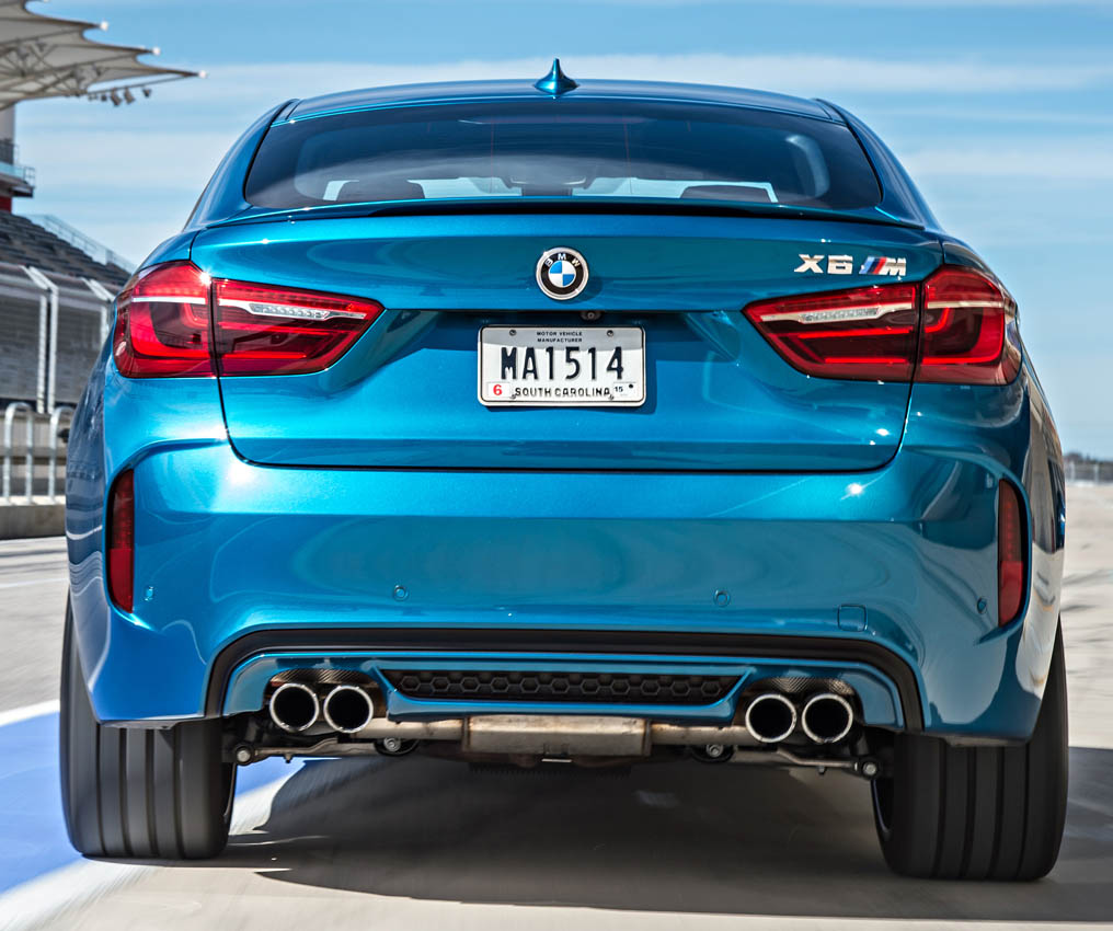p90172902_highres_the-new-bmw-x6-m-on