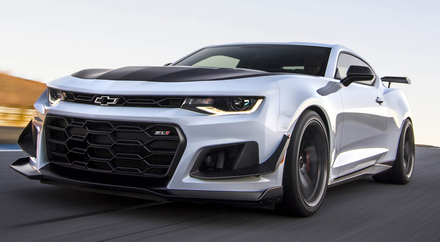 The 2019 Camaro Zl1 1le Now Offers A 10 Speed Automatic Transmis موقع