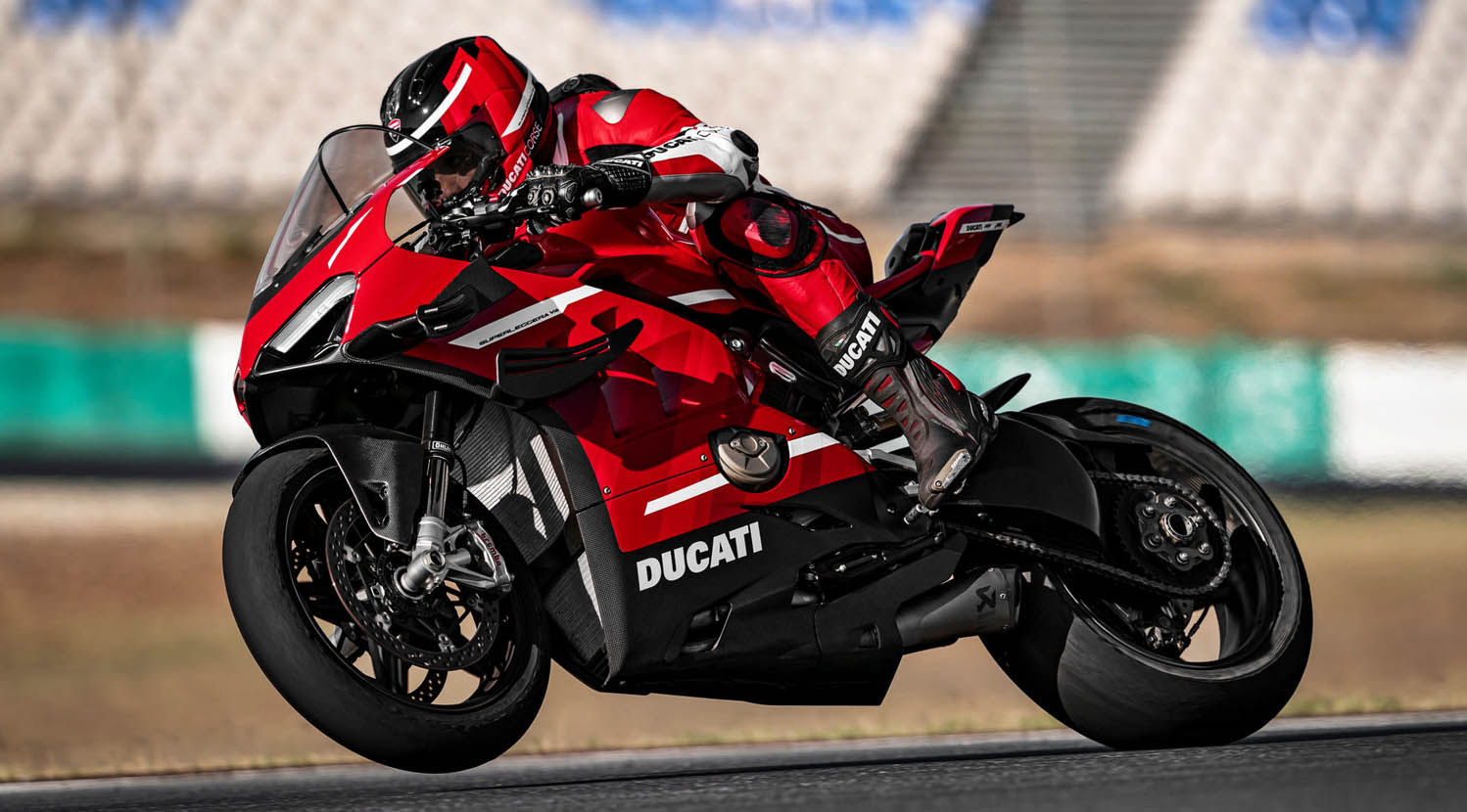 دراجة دوكاتي سوبر ليجيرا في4 الجديدة كلياً – صاروخ على عجلتين يصل الى صالات العرض في أكتوبر 2020 Ducati-Superleggera-V4-9