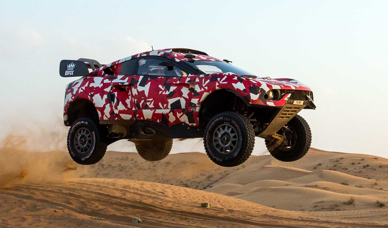 فريق البحرين رايد إكستريم يختبر سيارته قبيل انطلاق رالي داكار