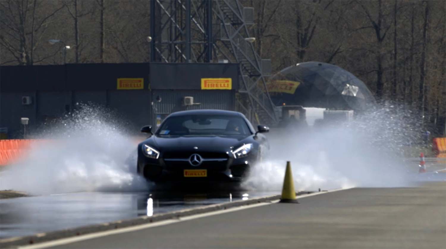 Safety First: Nine Tips For Motorists When Driving In The Rain