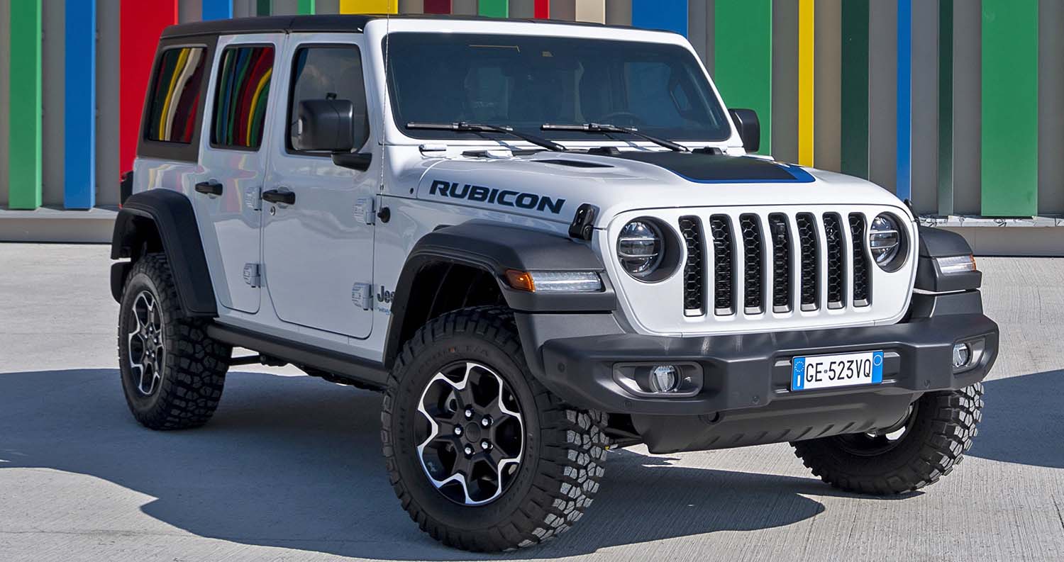 Jeep Wrangler 4xe Named Best 4x4 In 2022 Women's World Car Of The Year  Awards 