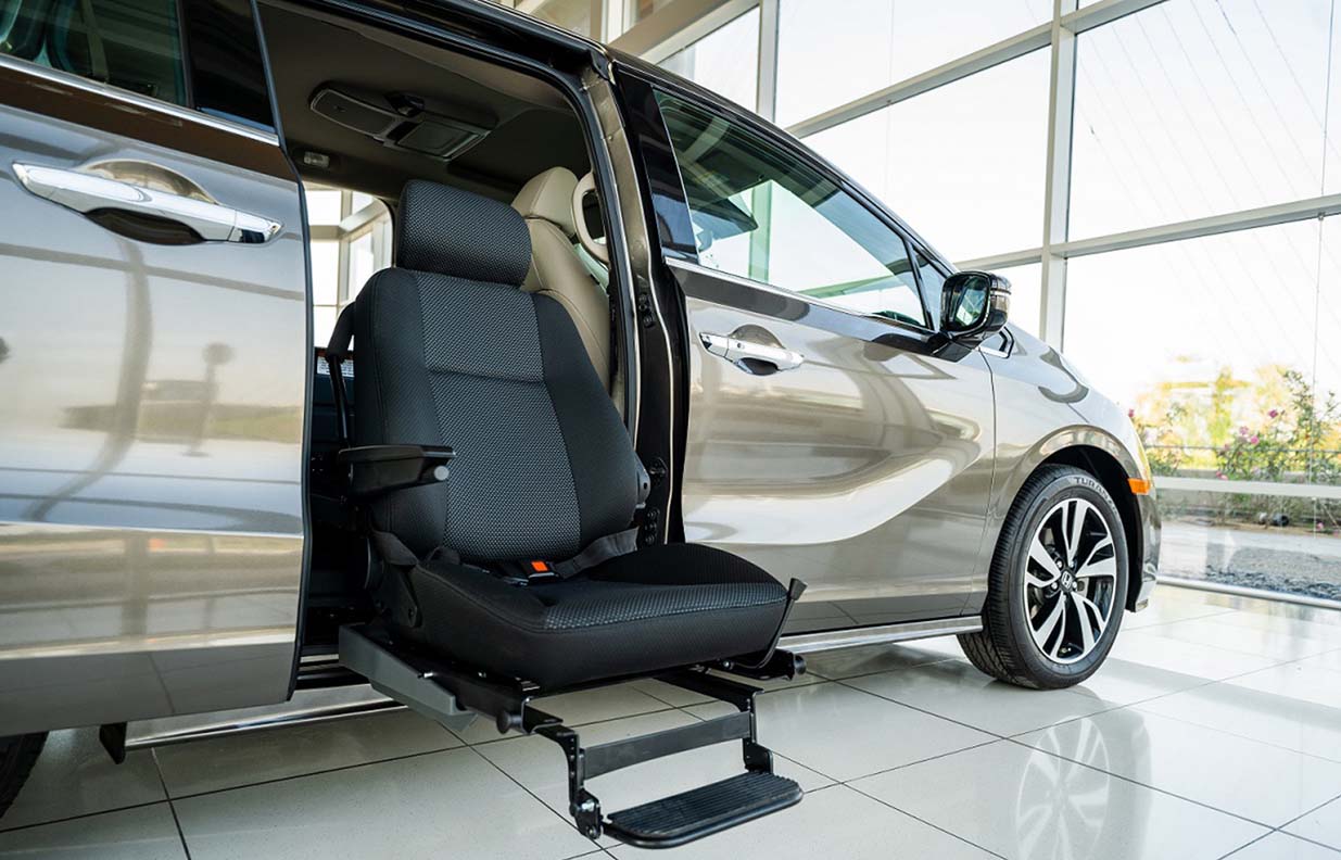 Honda Odyssey Touring To Accommodate Wheelchair Users