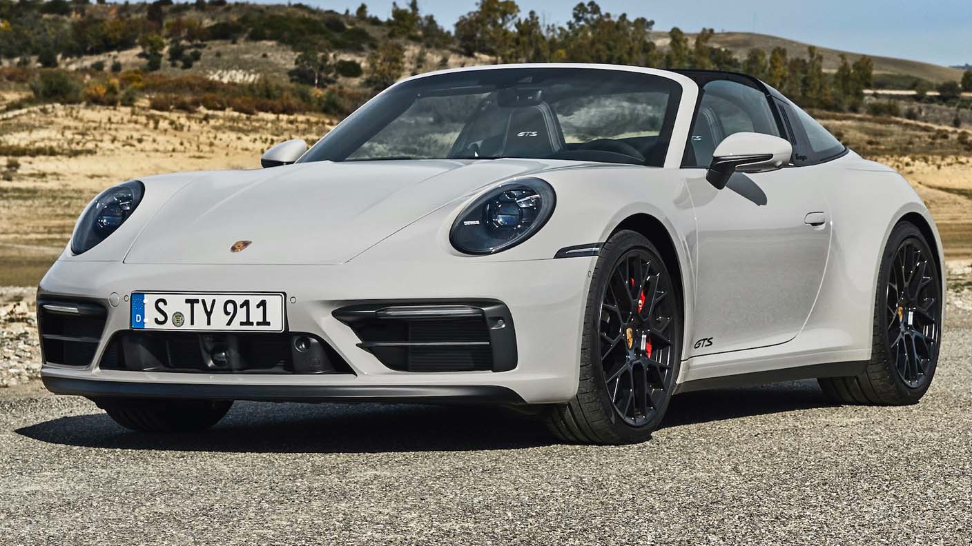 The All-New Porsche 911 Targa GTS (2022)